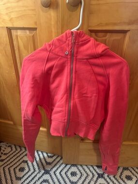 lululemon athletica Cropped Zip Hoodie in Coral